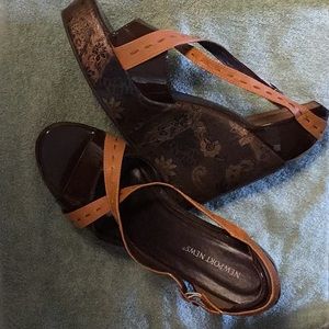 Wedge heels store display